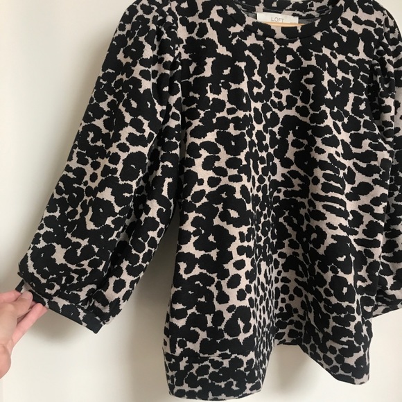 Loft leopard print puffed bell sleeved top 552103 - Picture 5 of 10